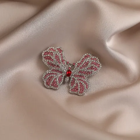 Exquisite Crystal Butterfly Brooch Zinc Alloy Rhinestone Elegant Suit Coat Pin Fashion Jewelry For Women