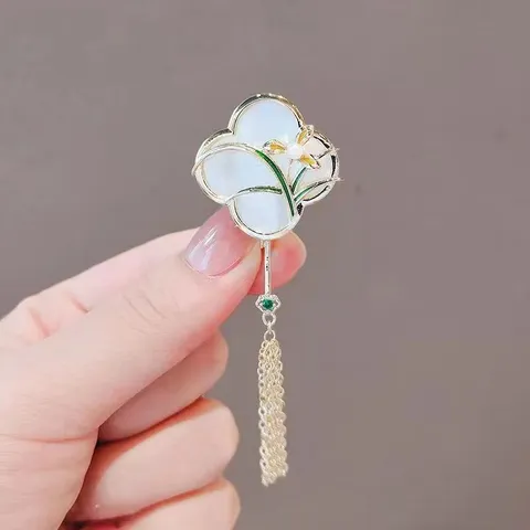 Vintage Chinese Style Alloy Brooch Elegant Enamel Flower Fan Tassel Pearl Pin Suit Cheongsam Corsage Women Jewelry