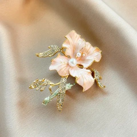 Retro Alloy Flower Brooch Elegant Rhinestone Artificial Pearl Enamel Brooches For Women Suit Cheongsam Pin Jewelry