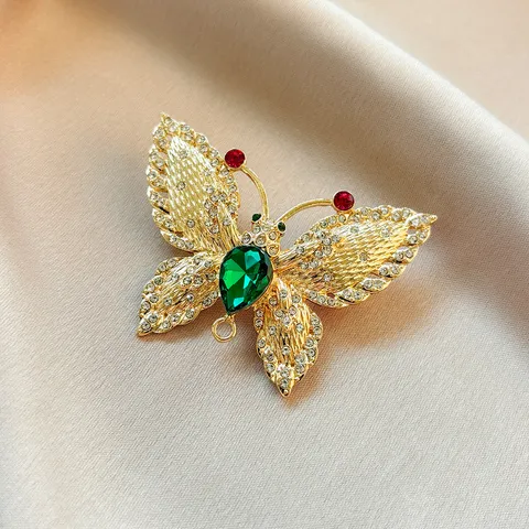 Luxury Alloy Rhinestone Green Butterfly Brooch Pin For Women Suit Sweater Clothes Decorative Jewelry Fashion Corsage