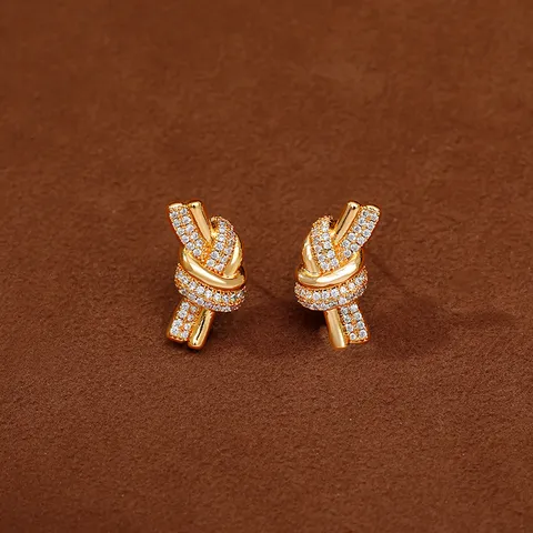 Pendientes de Botón de Nudo de Lujo de Diseñador Mujer Circonia Incrustada Cobre Dorado Pendientes Geométricos Con Poste de Plata 925