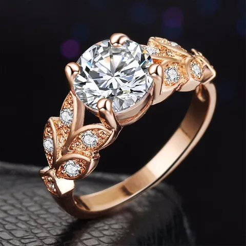 Moda Minimalista Aleación Strass Anillo Corte Ovalado Piedra Clara Compromiso Boda Anillo Joyería Unisex