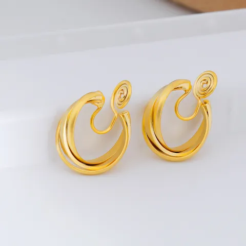French Vintage Matte Gold Copper Clip-On Earrings For Women No Pierced Ears Geometric Twisted Spiral Earrings Fashion Jewelry