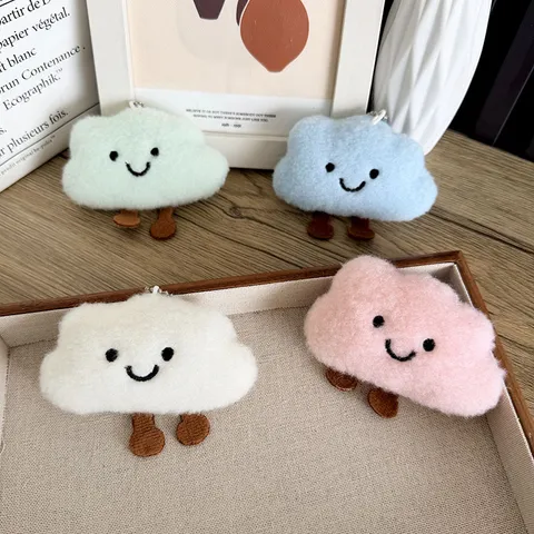 Broche en Peluche Nuage Mignon Pendentif Dessin Animé Sourire Bricolage Vêtements Sac à Dos Décoration Accessoire Petit Cadeau