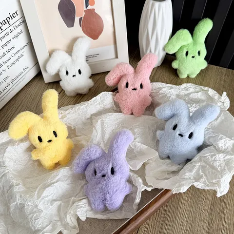 Broche Porte-Clés Lapin en Peluche à Oreilles Pliées Mignon Pour Sac Vêtements Accessoire DIY Pendentif Lapin Dessin Animé