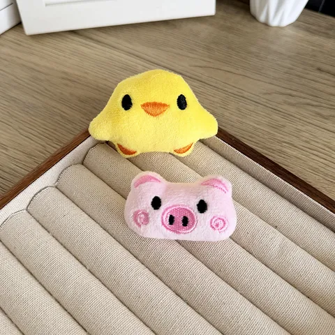 Niedliches Plüsch Gelbes Küken Rosa Schwein Cartoon Puppe Anhänger Für Tasche Kleidung DIY Bastelzubehör Schüler Rucksack Anhänger Geschenk