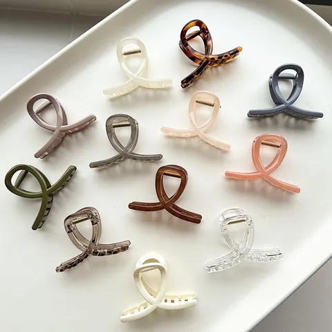 Grandes Pinces à Cheveux en Polycarbonate de 8cm pour Femmes Minimaliste Pince à Requin Tenue Forte Accessoire de Coiffure