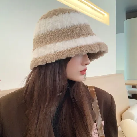 Automne Hiver Femmes Peluche Chapeau de Pêcheur Bloc de Couleur Chaud Bucket Hat Japonais Décontracté Doux Polyvalent Extérieur