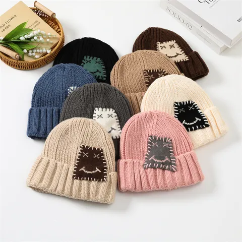 Winter Warm Knitted Beanie Hat For Women Casual Cute Smiley Face Patch Thickened Cuff Skull Cap Trendy Headwear
