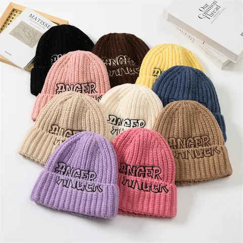 Women Winter Warm Knit Beanie Hat Letter Embroidery Casual Soft Slouchy Skull Cap Windproof Outdoor Cold Weather Hat