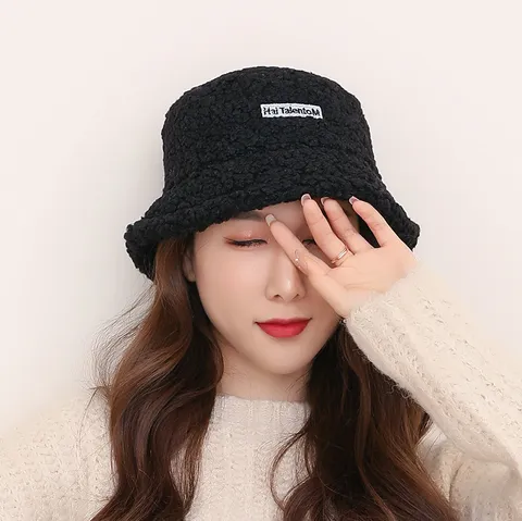 Women Winter Warm Faux Shearling Bucket Hat Plush Fleece Casual Outdoor Fisherman Cap Letter Label