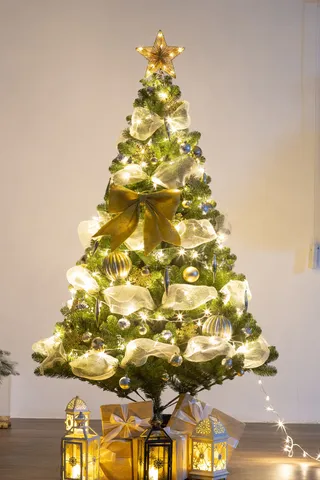 High Density Artificial PVC Christmas Tree Gold Theme Flocked Snow Tree With LED Lights For Mall Home Christmas Decoration