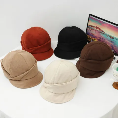 Vrouwen Herfst Winter Casual Effen Kleur Geplooid Klep Baret Hoed Minimalistische Straatstijl Wollen Koepel Muts Mode Hoofddeksel