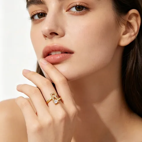 Bague Ouverte Lettre Initiale en Cuivre Plaqué Or Minimaliste Coeur en Strass Bague Réglable Bijoux Homme Femme