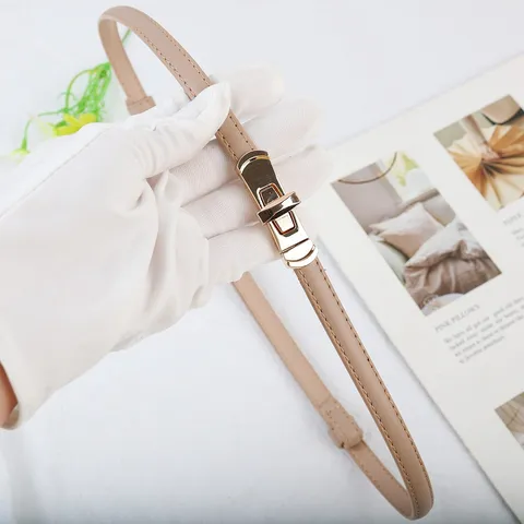 Cintura Sottile Minimalista in Vera Pelle Bovina da Donna Cintura da Abito Sottile con Fibbia di Blocco in Metallo Dorato
