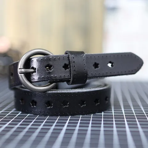 Cintura In Vera Pelle Da Donna A Stella Traforata Casual Fibbia Ad Ardiglione Pelle Di Mucca Cinturino Per Jeans Moda Femminile
