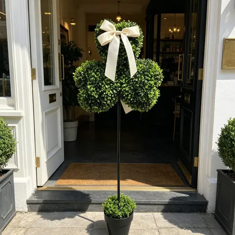 Kunstmatige Klaver Potplant St. Patrick's Day Groene Klaver Boom Met Crèmekleurige Strik Potornament Voor Binnen Tuin Hof Huisdecoratie