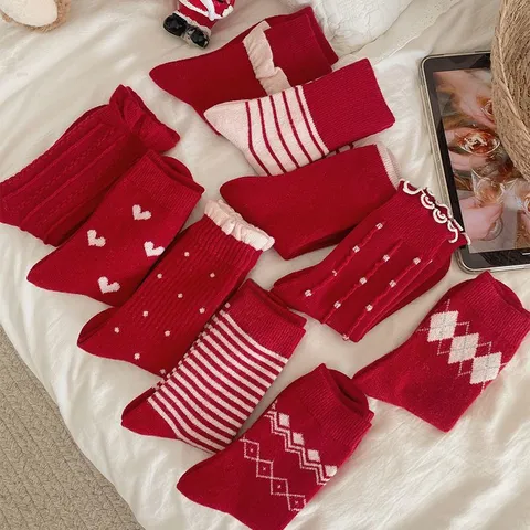 Women Thickened Warm Wool Mid Tube Socks Winter Casual Striped Heart Polka Dot Fashion Knit Hosiery