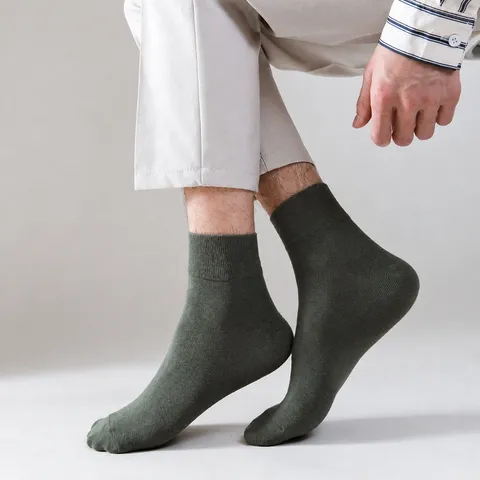 Men Casual Solid Color Cotton Short Socks Breathable Deodorant Sweat Absorbent Basic Ankle Socks Men Comfort Hosiery