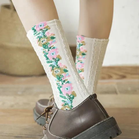 Vintage Ethnic Style Floral Jacquard Mid Calf Socks Women Autumn Winter Sweet Casual Slouch Knit Long Hosiery