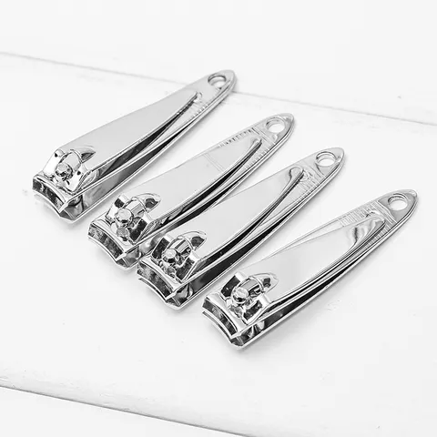 Portable Metal Smooth Nail Clipper Keychain Mini Pocket Nail Trimmer With Hanging Hole Everyday Grooming Tool