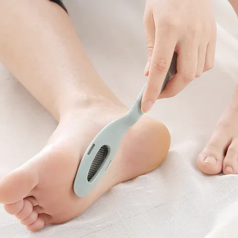 Multi Functional Foot Scraper Plastic Metal Foot File Double Sided Callus Remover Dead Skin Exfoliating Pedicure Tool