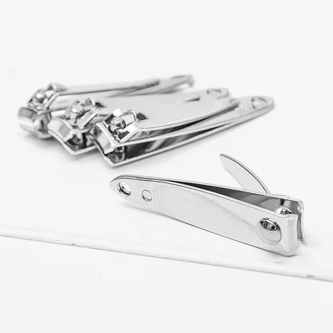Portable Metal Smooth Nail Clipper Keychain Mini Pocket Nail Trimmer With Hanging Hole Everyday Grooming Tool