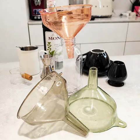 Embudo de Plástico para Cocina Doméstica Cuello Largo Gran Calibre Herramienta de Dispensación de Líquidos Embudo de Aceite