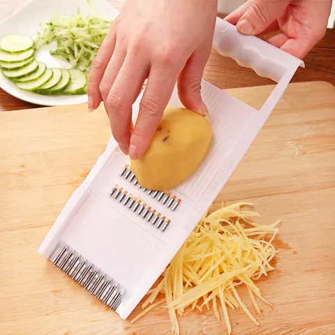 Tagliaverdure Multifunzionale Affettatrice da Cucina in Plastica con Lame in Acciaio Inossidabile Grattugia per Alimenti Domestica Utensilio