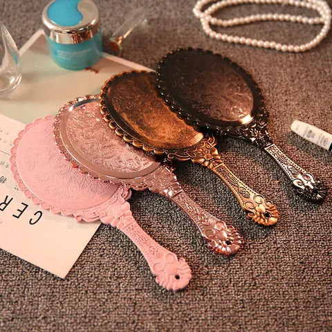 Vintage Handheld Makeup Mirror European Retro Embossed Hand Mirror Portable Cosmetic Vanity Mirror With Hanging Hole