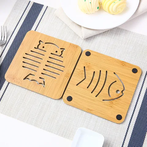 Wooden Hollow Heat Insulation Pad Cute Cartoon Shape Anti-Slip Table Mat Dining Tableware Protection Kitchen Decor