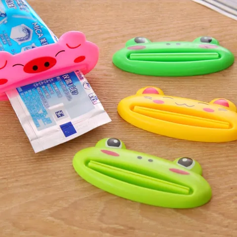 Cute Cartoon Animal Toothpaste Squeezer Plastic Creative Manual Tube Presser Bathroom Organizer Daily Cleaning Tool