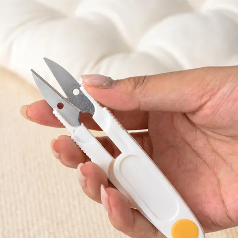 Portable U-Shape Yarn Scissors With Protective Cap Stainless Steel Thread Cutter For Sewing Craft Tools