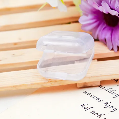 Boîte de Rangement en Plastique Transparent Boîte Organisateur Carrée Claire Avec Couvercle Pour Bijoux Bagues Boucles d'Oreilles