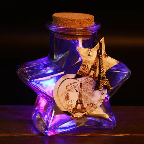 Bouteille à Vœux en Verre Étoile Créative Avec Guirlande LED Pentagramme Bouteille Drifting Cadeau Romantique Anniversaire Décoration