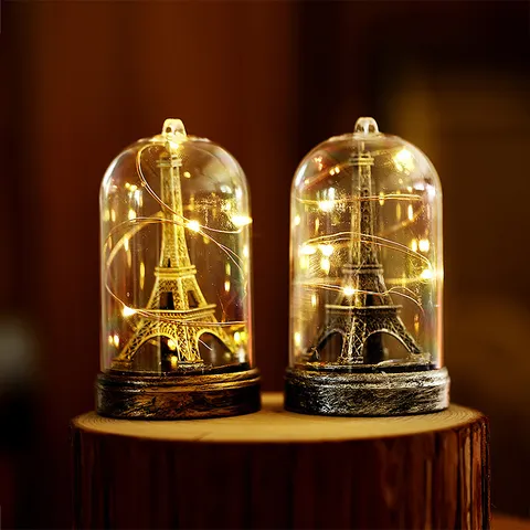 Luce Notturna LED Retro Torre Eiffel di Parigi Ornamenti in Resina Decorazione per la Casa Creativa Lampada da Tavolo Luminosa Regalo Per Studenti