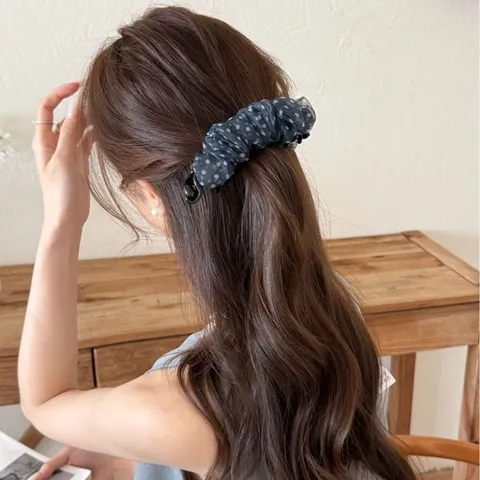 Élégante Pince à Cheveux Bouffée de Nuage en Maille à Pois pour Femmes Pince Banane Florale Clip de Queue de Cheval Vertical Accessoire de Cheveux Fait Main