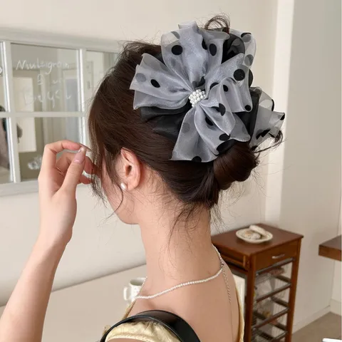 Grande Pince à Cheveux Nœud en Maille à Pois Élégante Pince à Requin Française avec Perles et Strass pour Femme