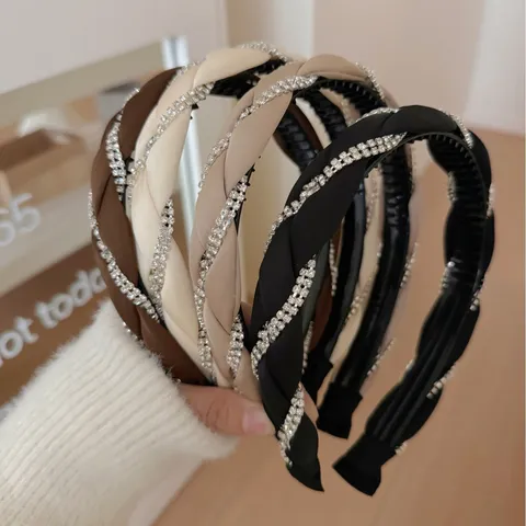 Vintage Plastic Rhinestone Braided Twist Headband Elegant Solid Color Hairband Sparkling Crystals Non Slip Hair Accessories For Women Party Jewelry
