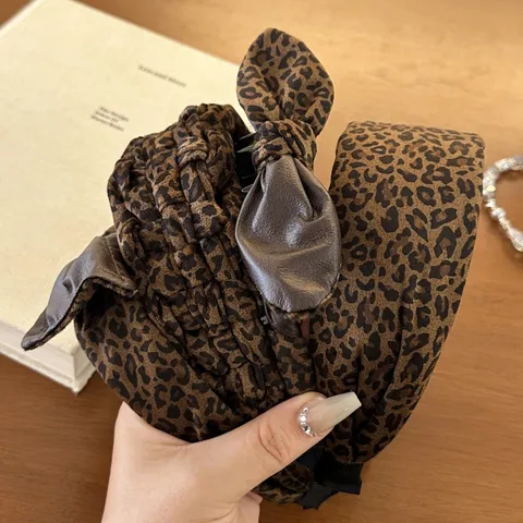 Vintage Leopard Print Velvet Headband For Women Braided Sponge Padded Hair Band Autumn Winter Fashion Bow Hair Accessories