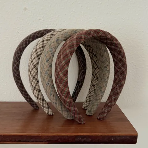 Serre-tête Plaid Rayé Rétro pour Femmes Bandeau en Tissu Vintage Sommet Cranial Haut Rembourré Accessoires de Cheveux Élégants