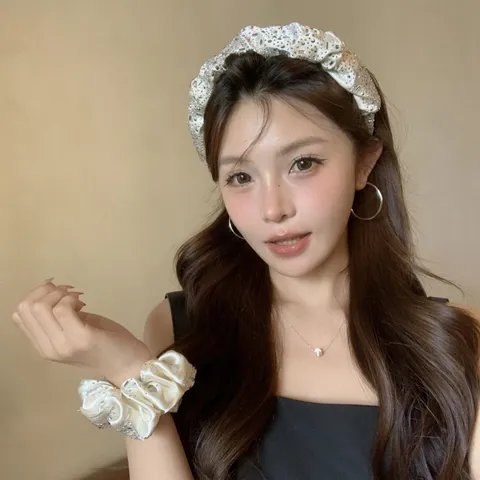 Koreanischer Stil Plissee Satin Stirnband Und Haargummi Set Mit Funkelnden Strasssteinen Elegante Haarschmuck Für Damen Party Täglich