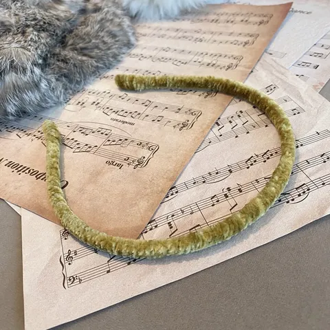 Korean Velvet Pleated Headband Wavy Cloth Fine Edge Hair Band Simple Solid Color Winter Head Hoop Women Hair Accessories