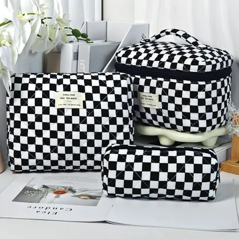 Large Capacity Korean Style Quilted Checkerboard Makeup Bag Women Quilted Toiletry Bag Grid Cosmetic Storage Organizer Travel Pouch Set