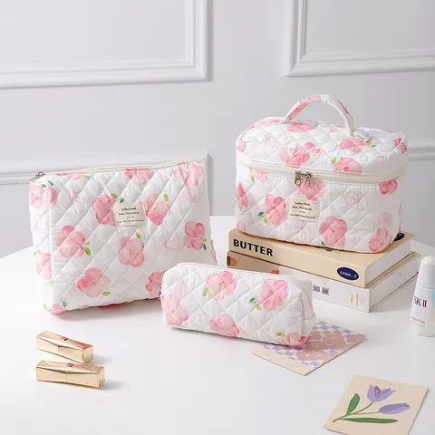 Ins Style Quilted Cotton Floral Makeup Bag Large Capacity Travel Cosmetic Storage Bag Portable Toiletry Organizer Pouch Women