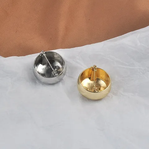 Minimalist Round Metal Brooch Fashion High-end Electroplated Mirror Surface Alloy Pin For Suit Coat Clothing Accessories Unisex Jewelry