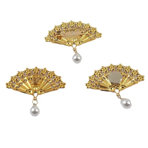 Vintage Chinese Style Fan Shaped Brooch Faux Enamel Rhinestone Artificial Pearl Scarf Clip For Women Metal Jewelry Accessory