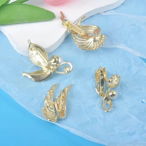 Eleganter Koreanischer Legierung Voll Strass Blume Blatt Flügel Brosche Nadel Mit Künstlicher Perle Gold Silber Schmuck Damen Geschenk