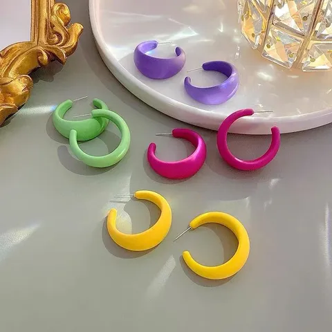 Matte Candy Farbe C-Förmige Ohrstecker Für Damen Sommer Mode Geometrische Harz Creolen Silber Ohrstecker Schmuck