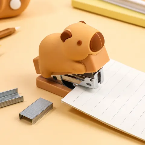Χαριτωμένο Σετ Μίνι Συραπτικού Capybara Ζώο Καρτούν Φοιτητικό Γραφείο Φορητό Συραπτικό με Συνδετήρες Γραφική Ύλη